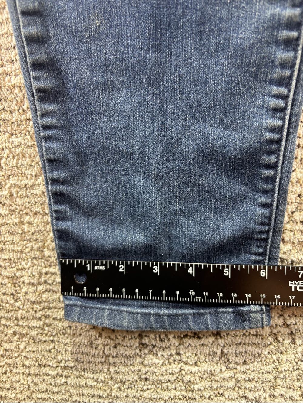 (2) Democracy Ab-solution Women’s Size 2 Mid-Rise Straight Leg Jeans - Picture 12 of 16